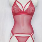 Body de lencería femenina en encaje negro en Bogotá