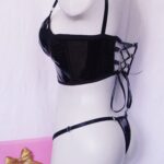 Conjunto corset de lencería sexy en encaje con panty tipo tanga para mujer en Bogotá
