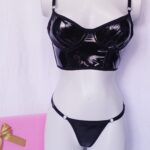 Conjunto corset de lencería sexy en encaje con panty tipo tanga para mujer en Bogotá